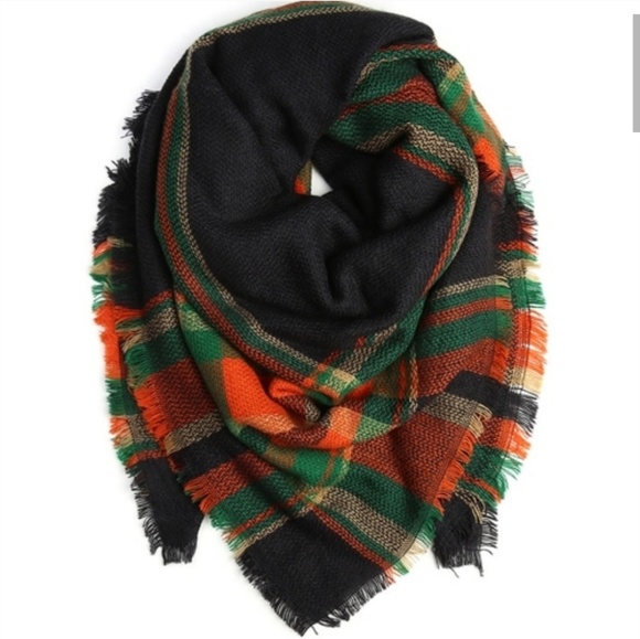 89006 Blanket Scarf - Picture 3 of 3